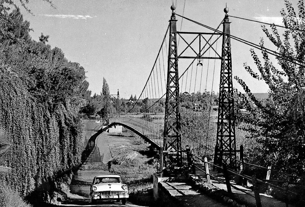 The single 91-metre span across the Grobbelaars River